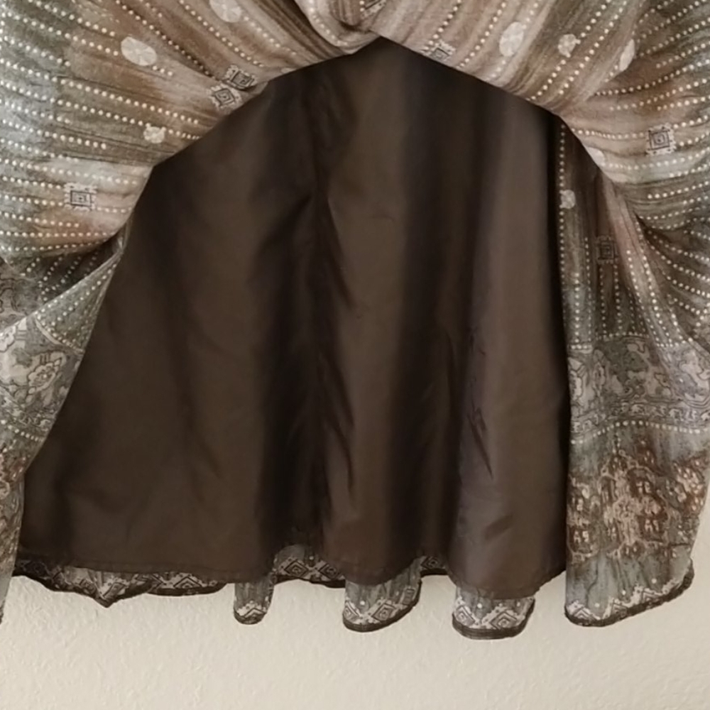 H&M Skirt sage green with Gold accents sz 4 - Picture 6 of 10